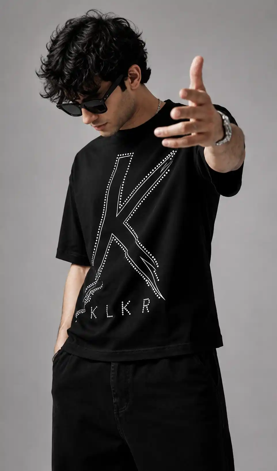Black Kinetic Tee | KLKR - Image 2